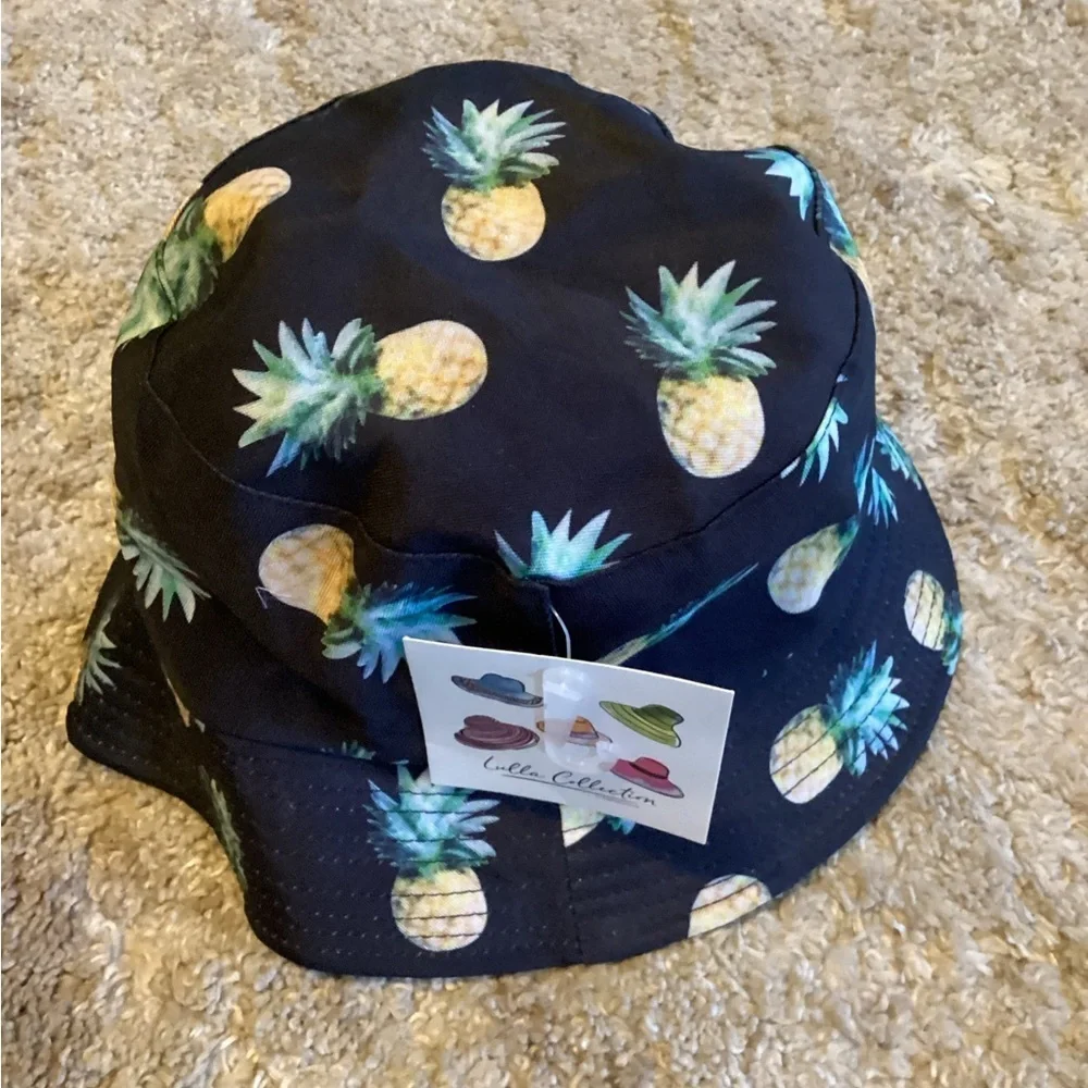 NWT-UNI SEX PINEAPPLE BUCKET HAT-O/S